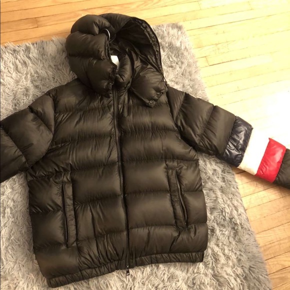 Moncler Brown Down Willm Jacket ! - Picture 3 of 7